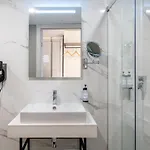 Hotel Alavits By St