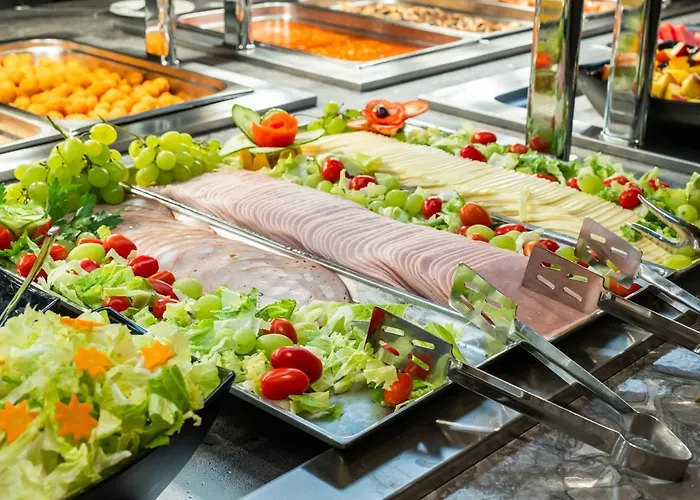 Alavits By St Hotel 3*