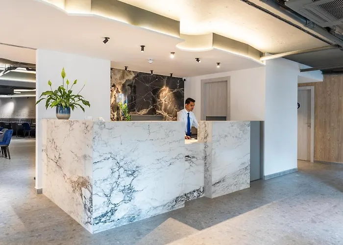 Hotel Alavits By St 3*